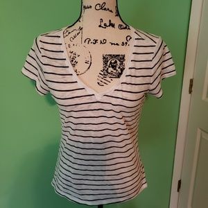 SALE 7 FOR $20 Athleta V-Neck T-Shirt size Small